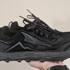 Women's Altra Lone Peak 5 size 8.5